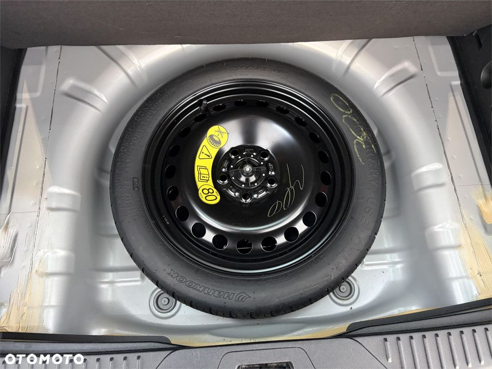 Ford Focus 1.0 EcoBoost mHEV Active X - 17