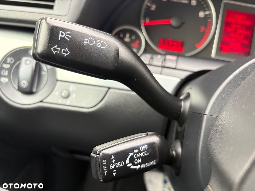 Audi A4 Limousine - 29