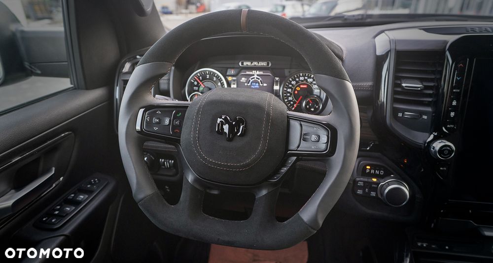 RAM 1500 Crew Cab MB Sport - 20