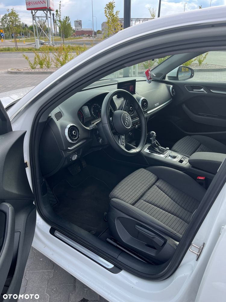 Audi A3 - 8