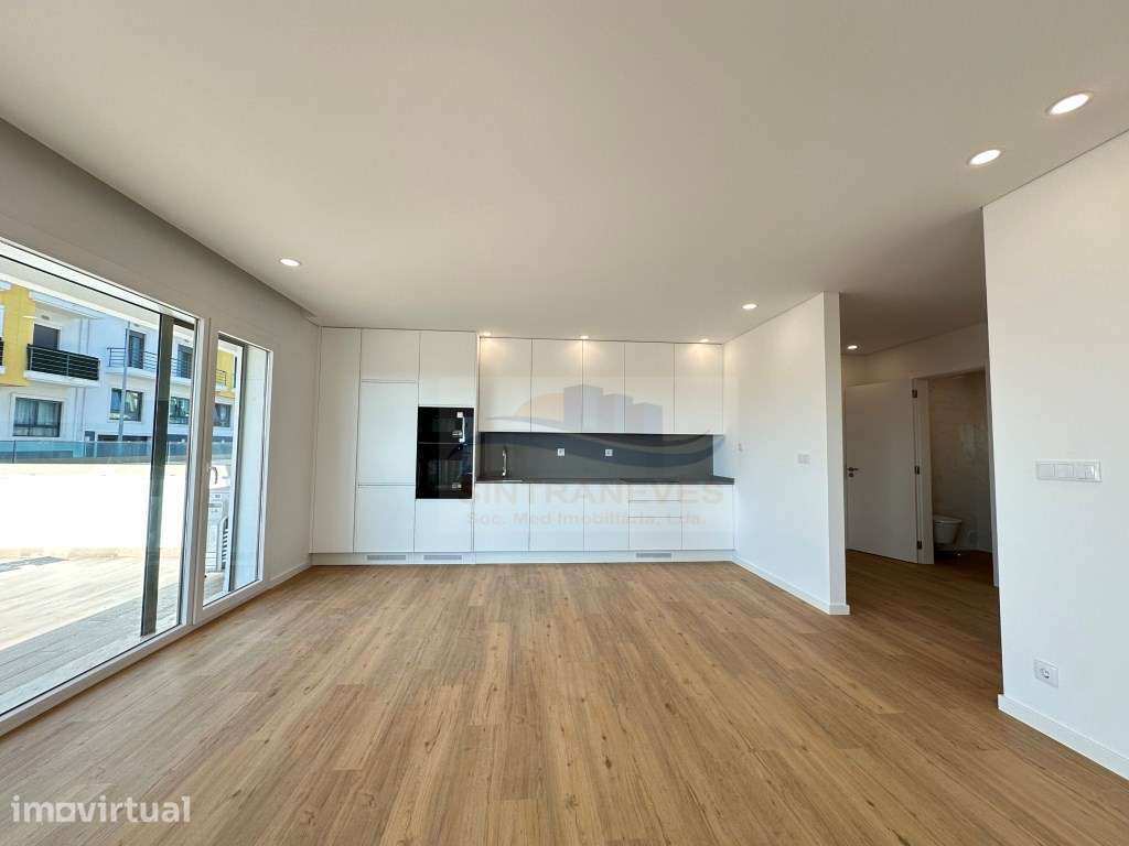 T3 de Excelência com Terraço de 49,92 m² e 2 Lugares de Garagem na ... - Grande imagem: 2/36
