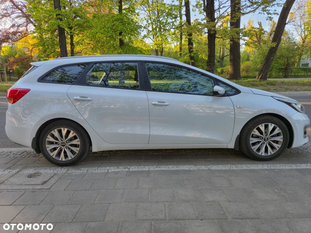 Kia Ceed 1.6 CRDi M - 3