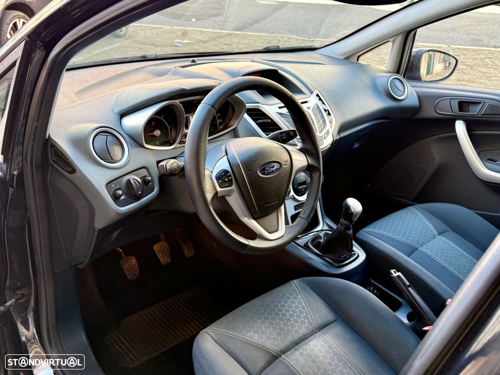 Ford Fiesta 1.6 TDCI Titanium - 8