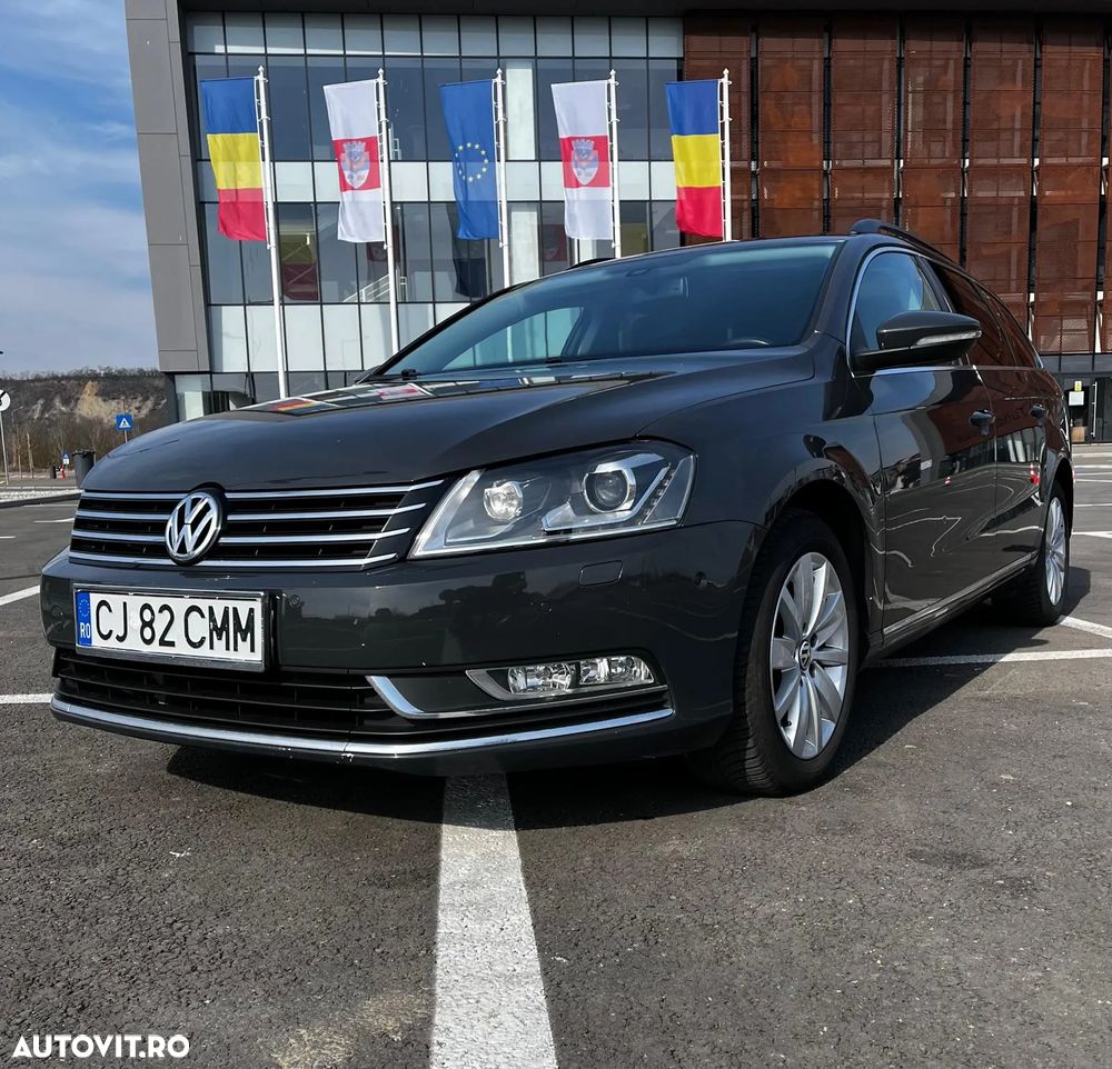 Volkswagen Passat 2.0 TDI Blue TDI DSG Highline - 10