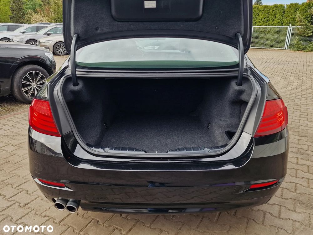 BMW Seria 5 520d Modern Line - 14