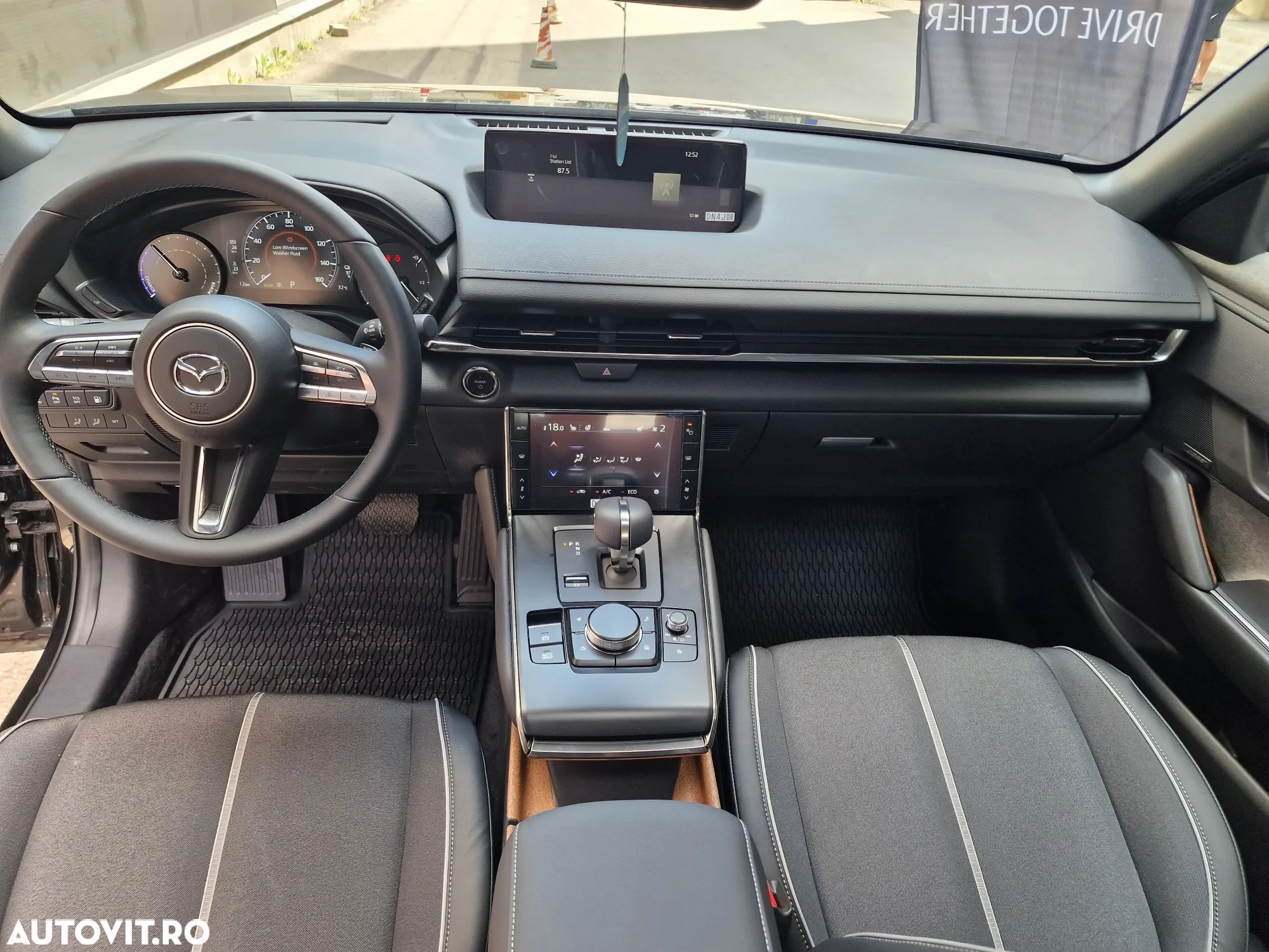 Mazda MX-30 e-SKYACTIV R-EV Edition R - 10