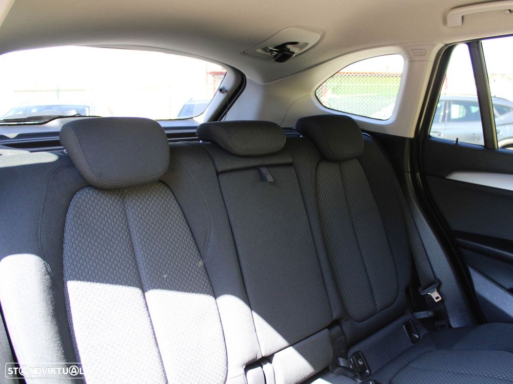 BMW X1 18 d sDrive Auto - 54
