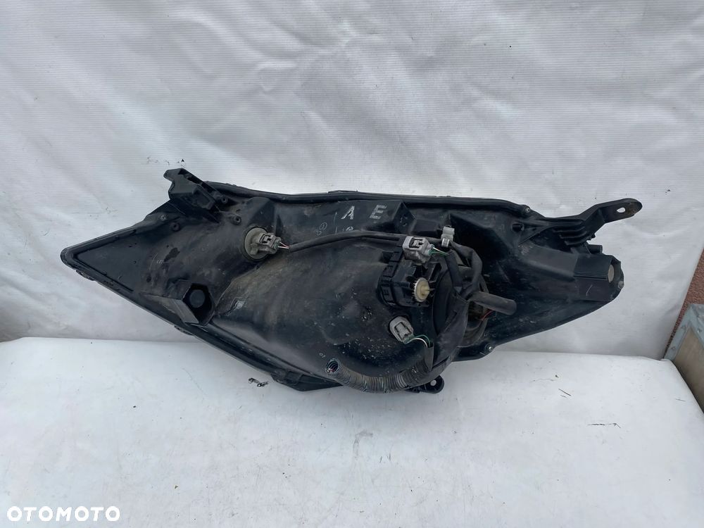 lampa yaris III przed liftem komplet eu całe - 6