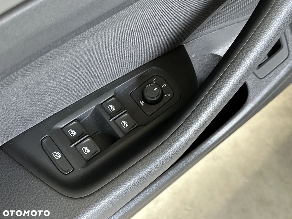 Volkswagen Passat 1.5 TSI EVO Business DSG - 11