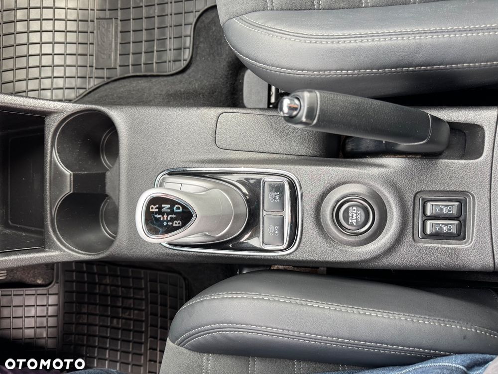 Mitsubishi Outlander 2.0 4WD Plus - 12