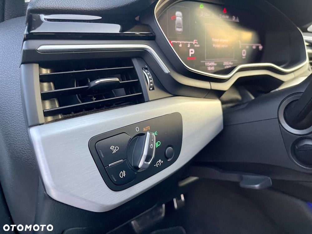 Audi A4 ver-40-tfsi-mhev-s-line-s-tronic - 27