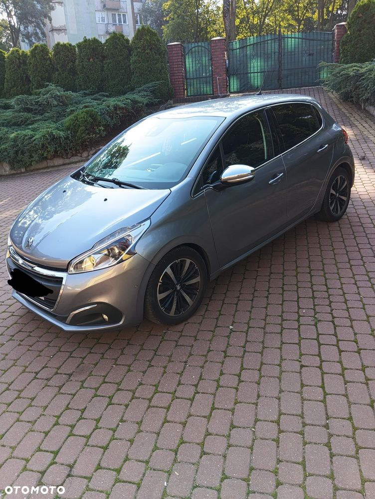 Peugeot 208 1.2 PureTech Allure - 8