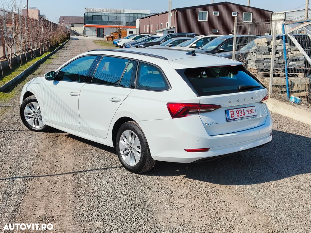 Skoda Octavia 2.0 TDI Edition Plus - 4