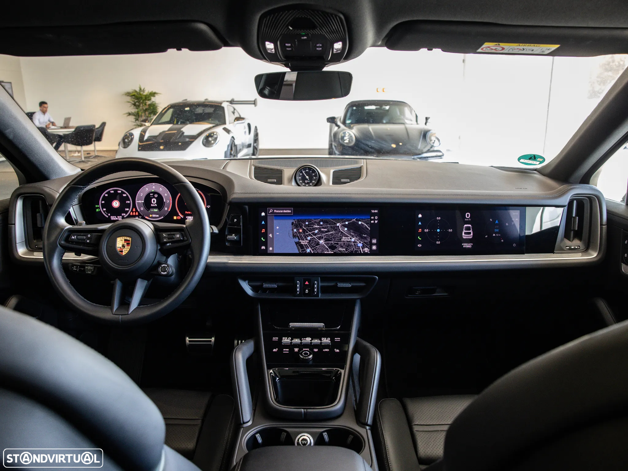 Porsche Cayenne Coupé E-Hybrid - 38