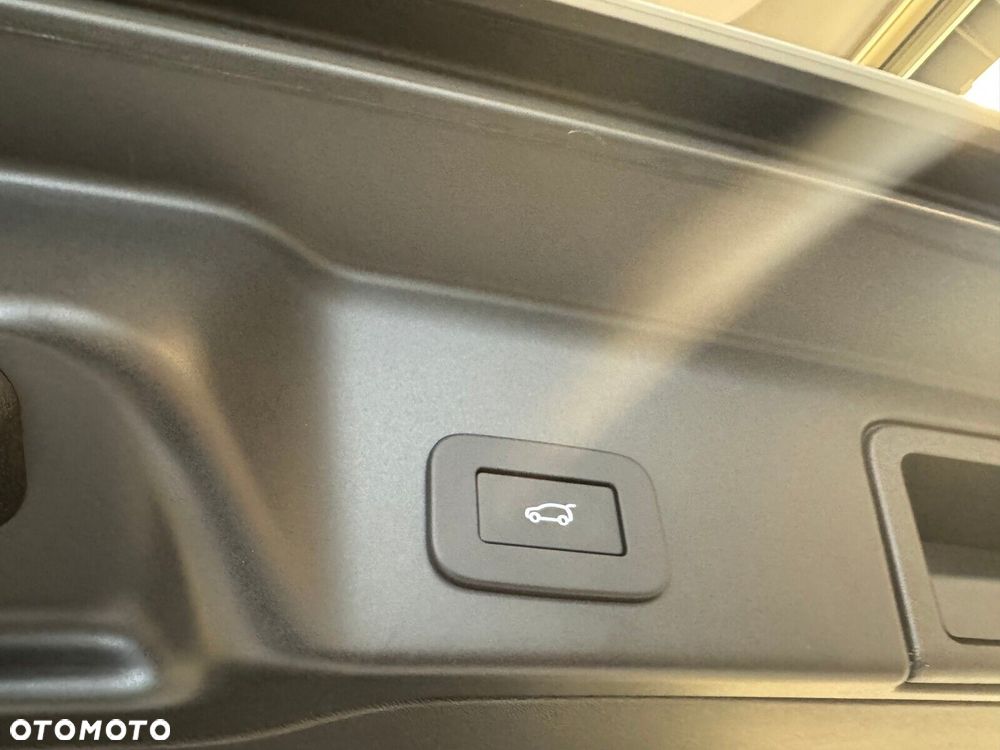 Land Rover Range Rover Evoque - 29