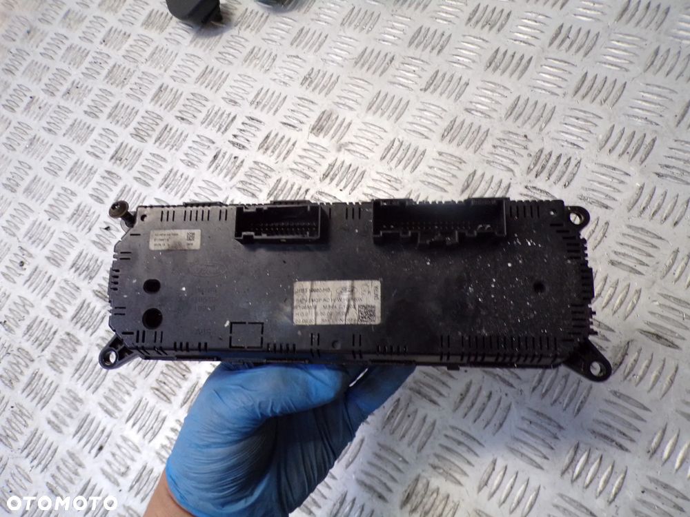 PANEL KLIMATYZACJI FORD FIESTA MK8 J1BT-19980-HB - 2