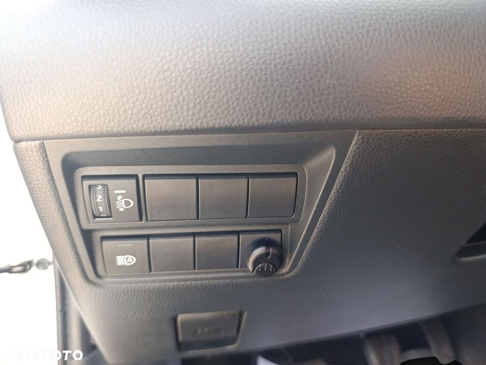 Toyota Yaris 1.5 Comfort - 24
