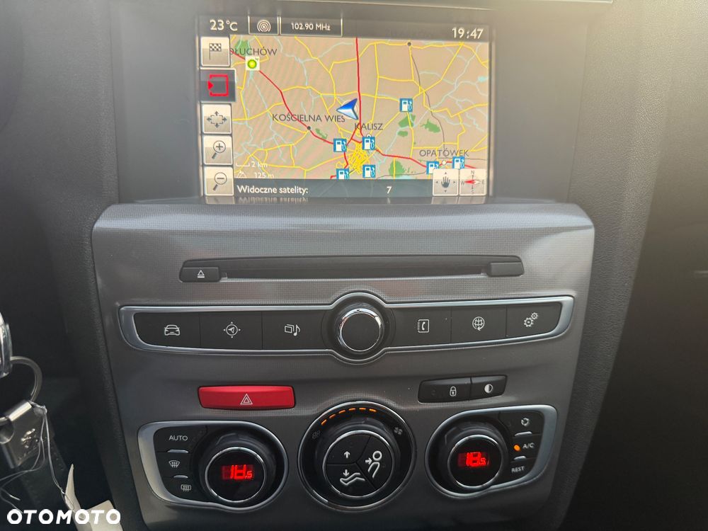 Citroën C4 e-HDi 115 ETG6 Business Class - 12