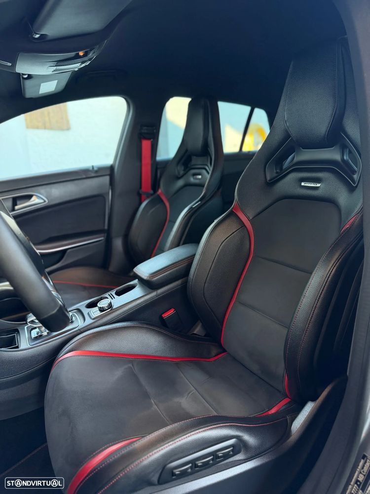 Mercedes-Benz CLA 45 AMG 4Matic 7G-DCT - 23
