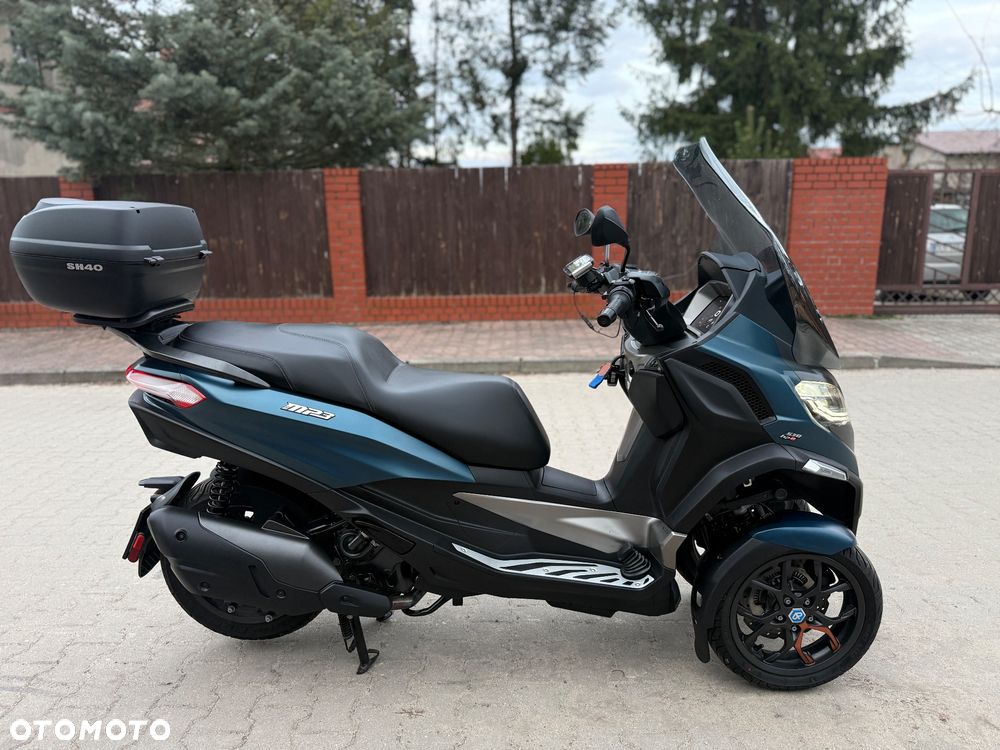 Piaggio MP-3 - 4
