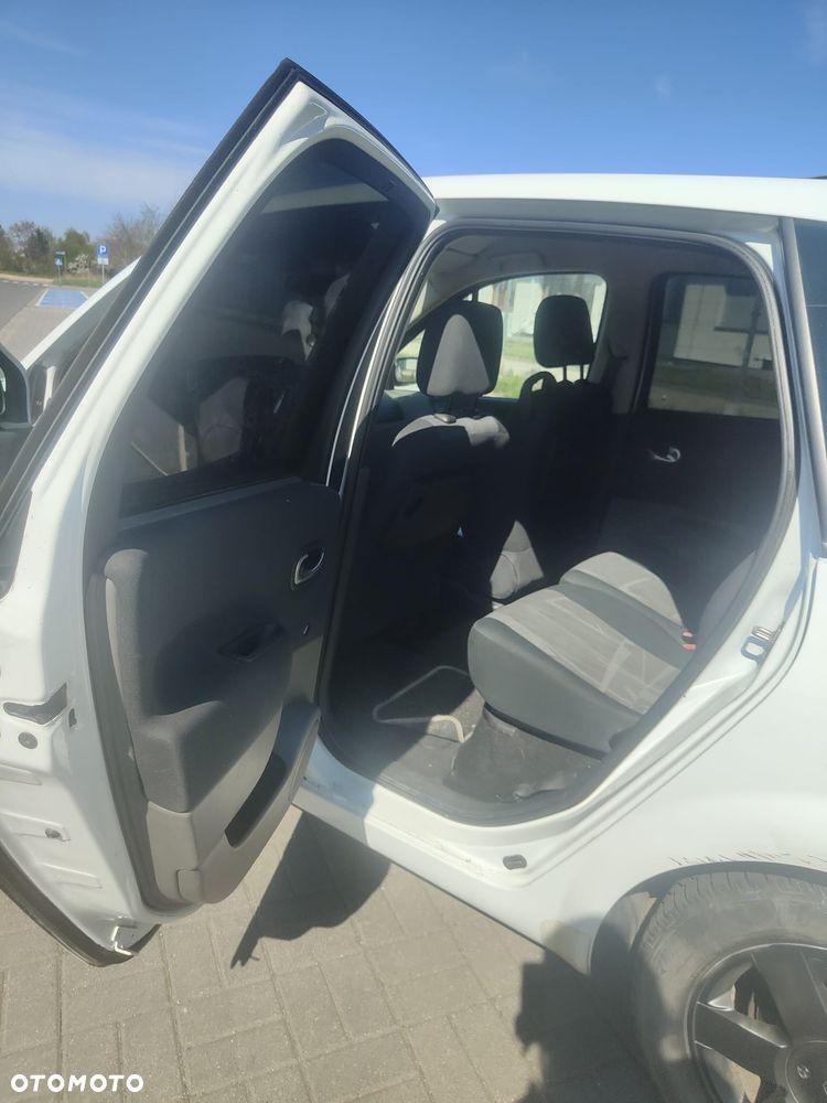 Renault Scenic 1.9 dCi FAP Conquest - 23