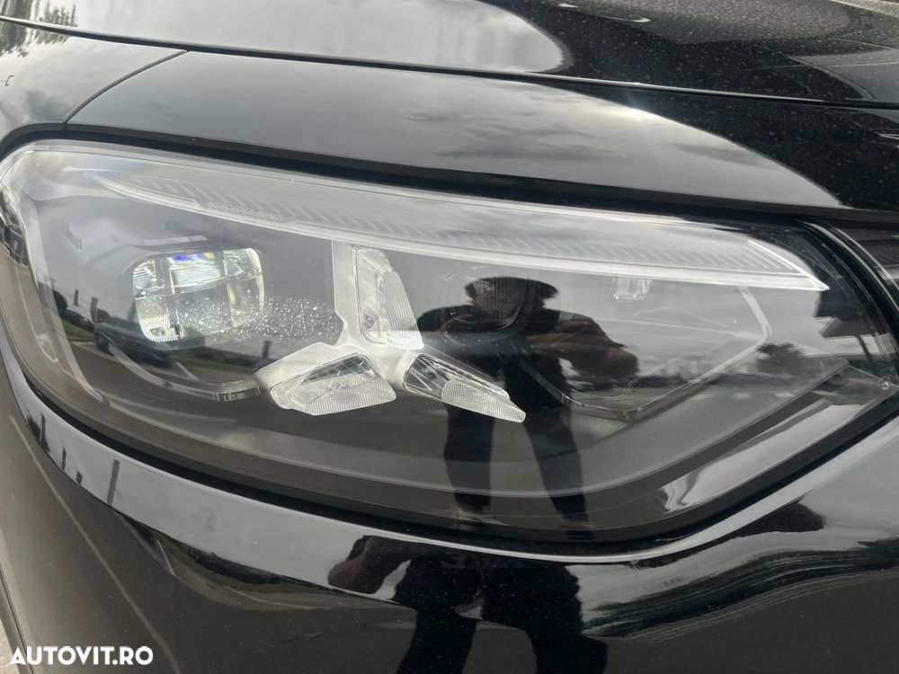 Mercedes-Benz GLB 220 4MATIC - 10