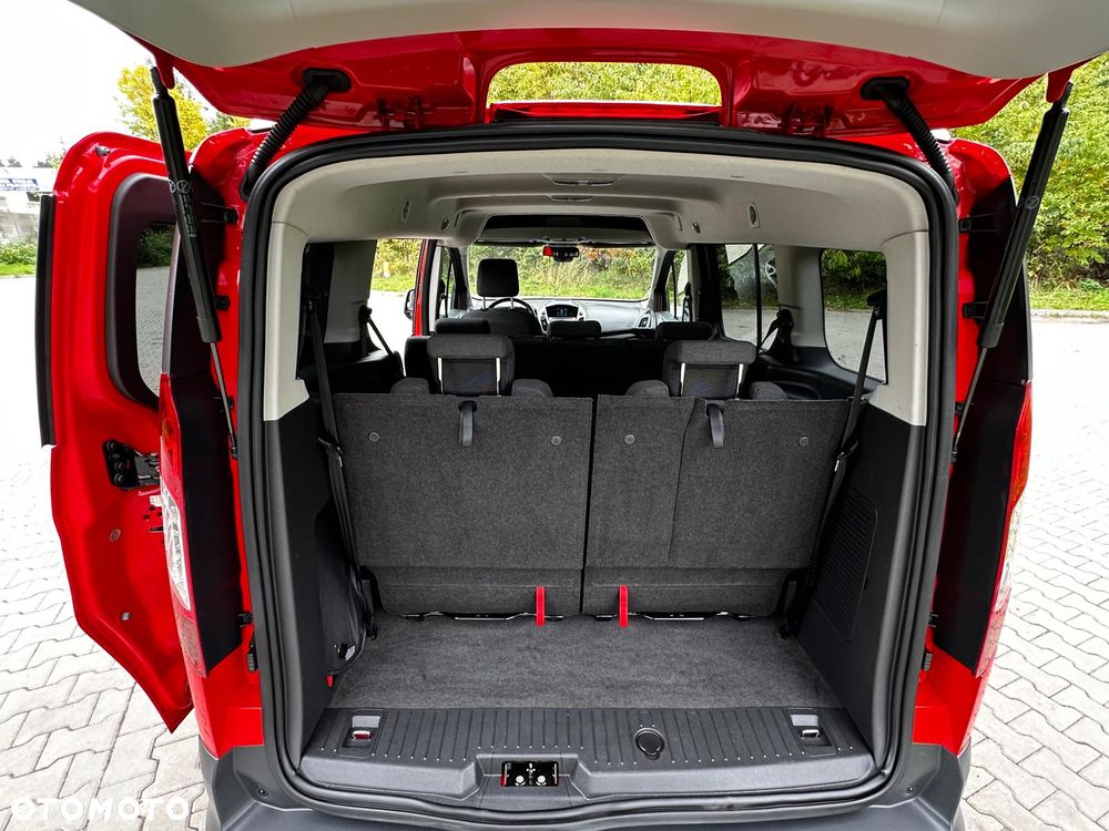 Ford Tourneo Connect Grand - 5