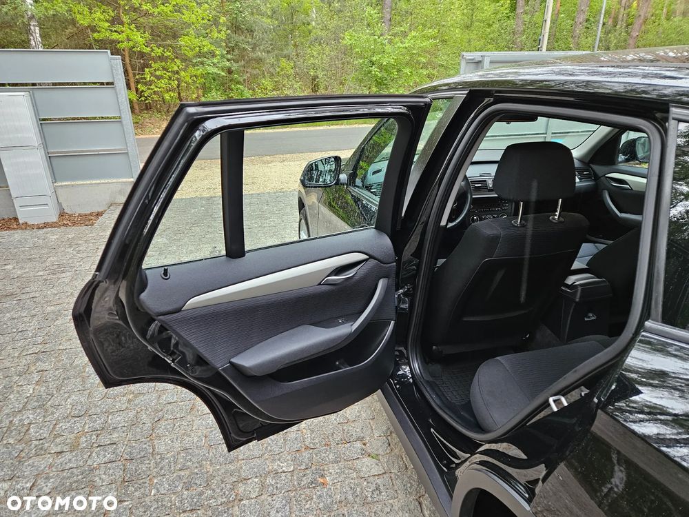 BMW X1 sDrive18i - 14