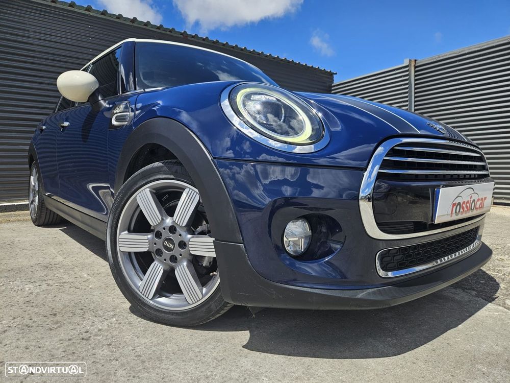 MINI 5 Portas Cooper D Auto - 56