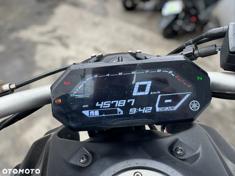Yamaha MT - 22