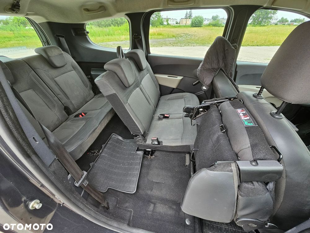 Dacia Lodgy 1.6 Ambiance - 18