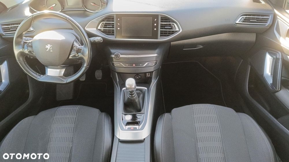 Peugeot 308 1.5 BlueHDi Business Line S&S - 3