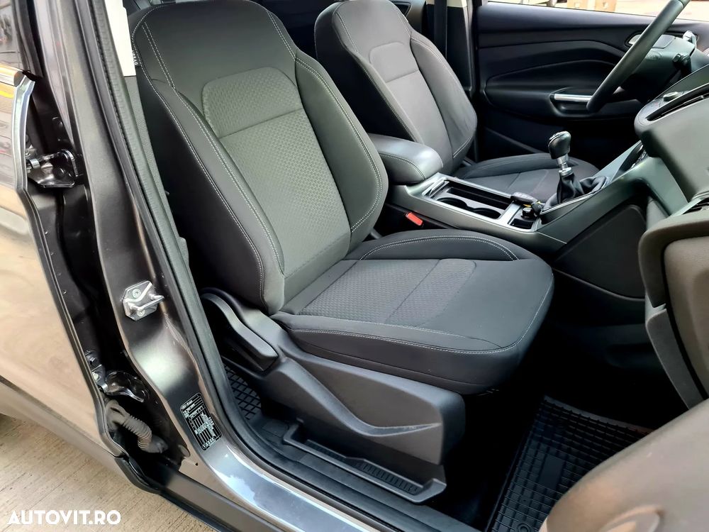 FORD Kuga 2017 — imagine 13
