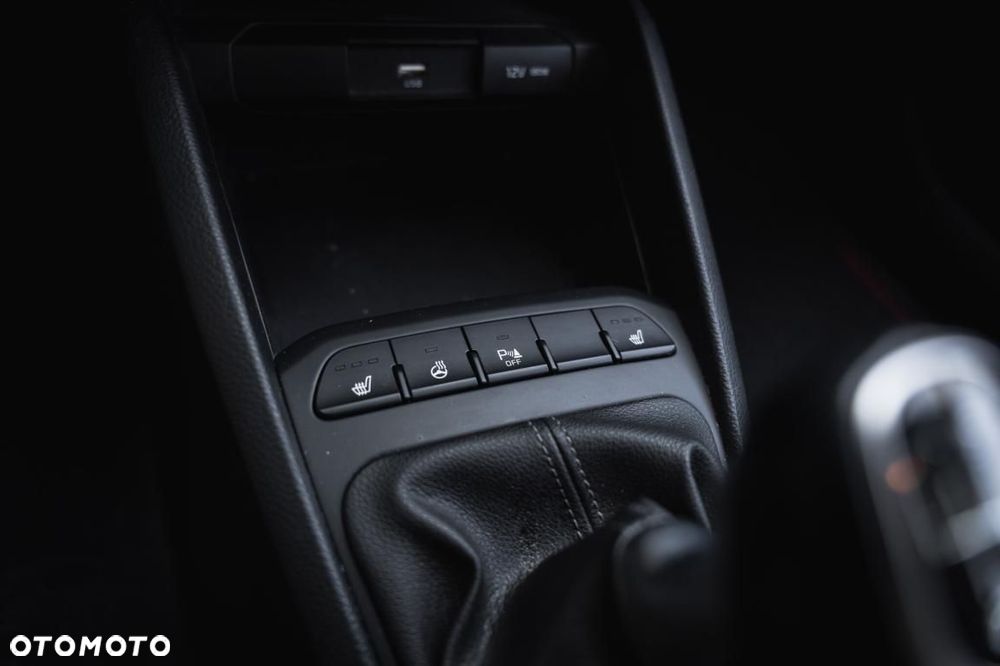 Kia Stonic - 20