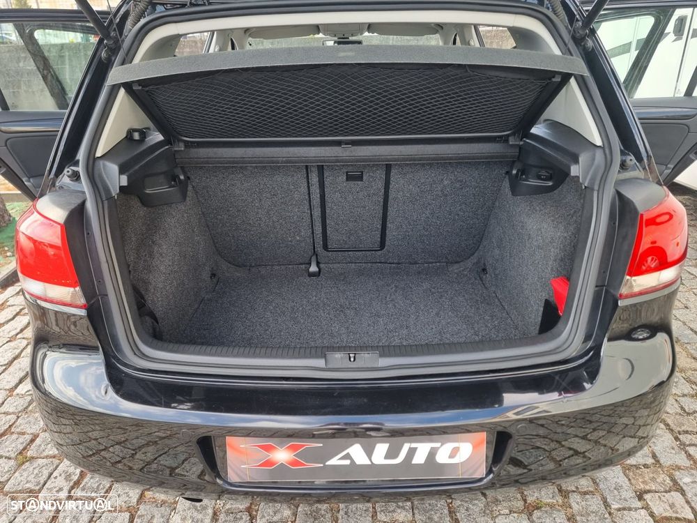 VW Golf 1.6 TDi Confortline - 7