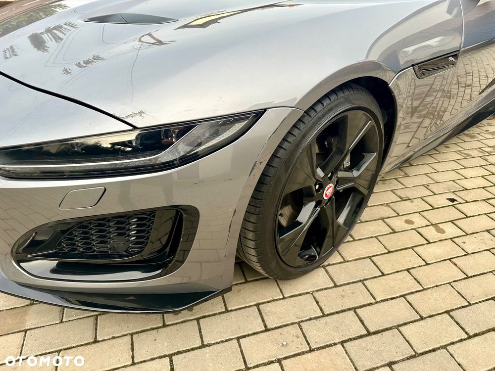 Jaguar F-Type P300 First Edition - 11