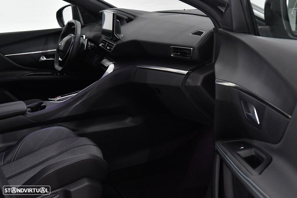Peugeot 5008 1.2 PureTech Allure Pack EAT8 - 22
