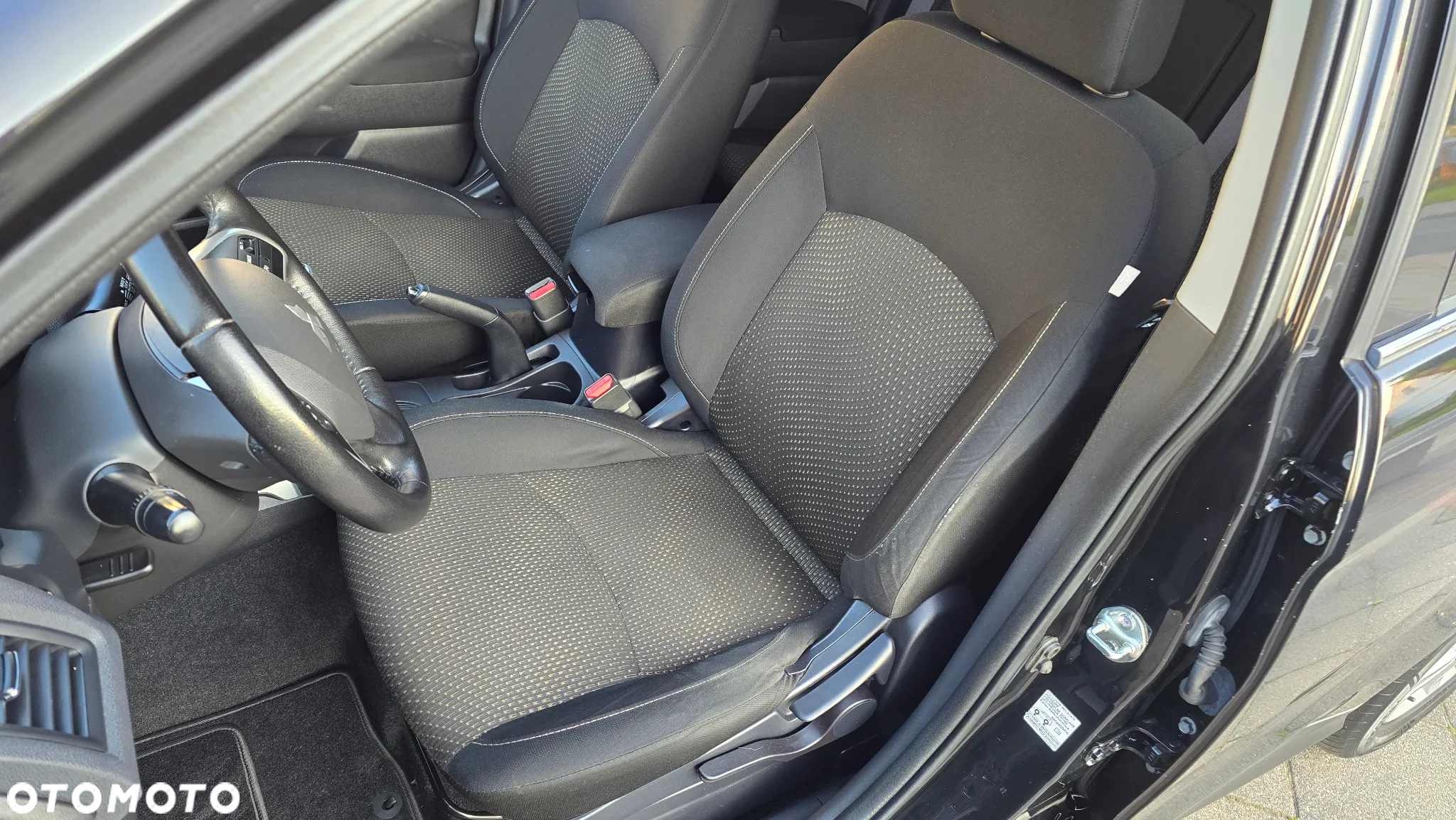 Mitsubishi ASX - 22