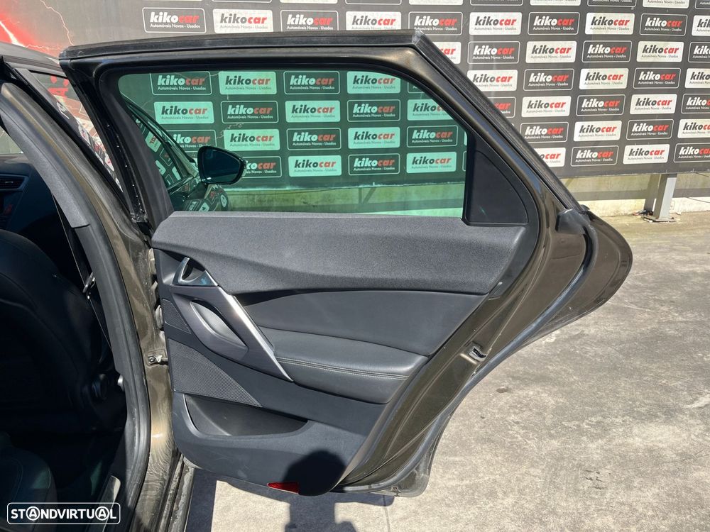 Citroën DS5 2.0 HDi Hybrid4 So Chic CMP6 - 36