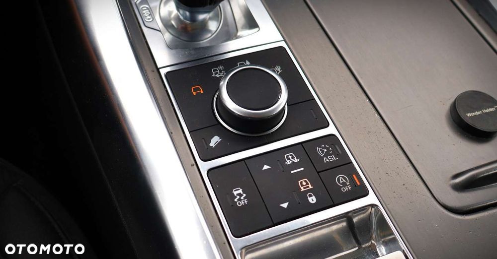 Land Rover Range Rover Sport - 25