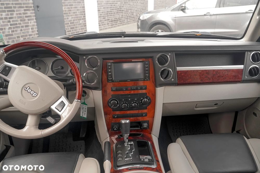 Jeep Commander 3.0 CRD DPF Automatik Overland - 33