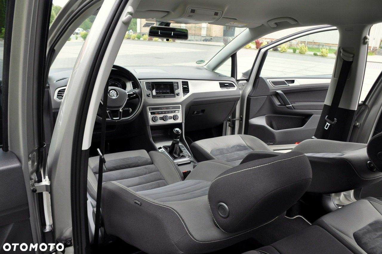 Volkswagen Golf Sportsvan - 28