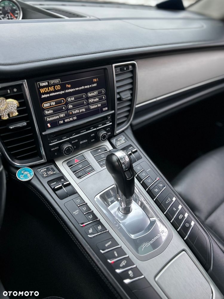 Porsche Panamera 4S PDK - 10