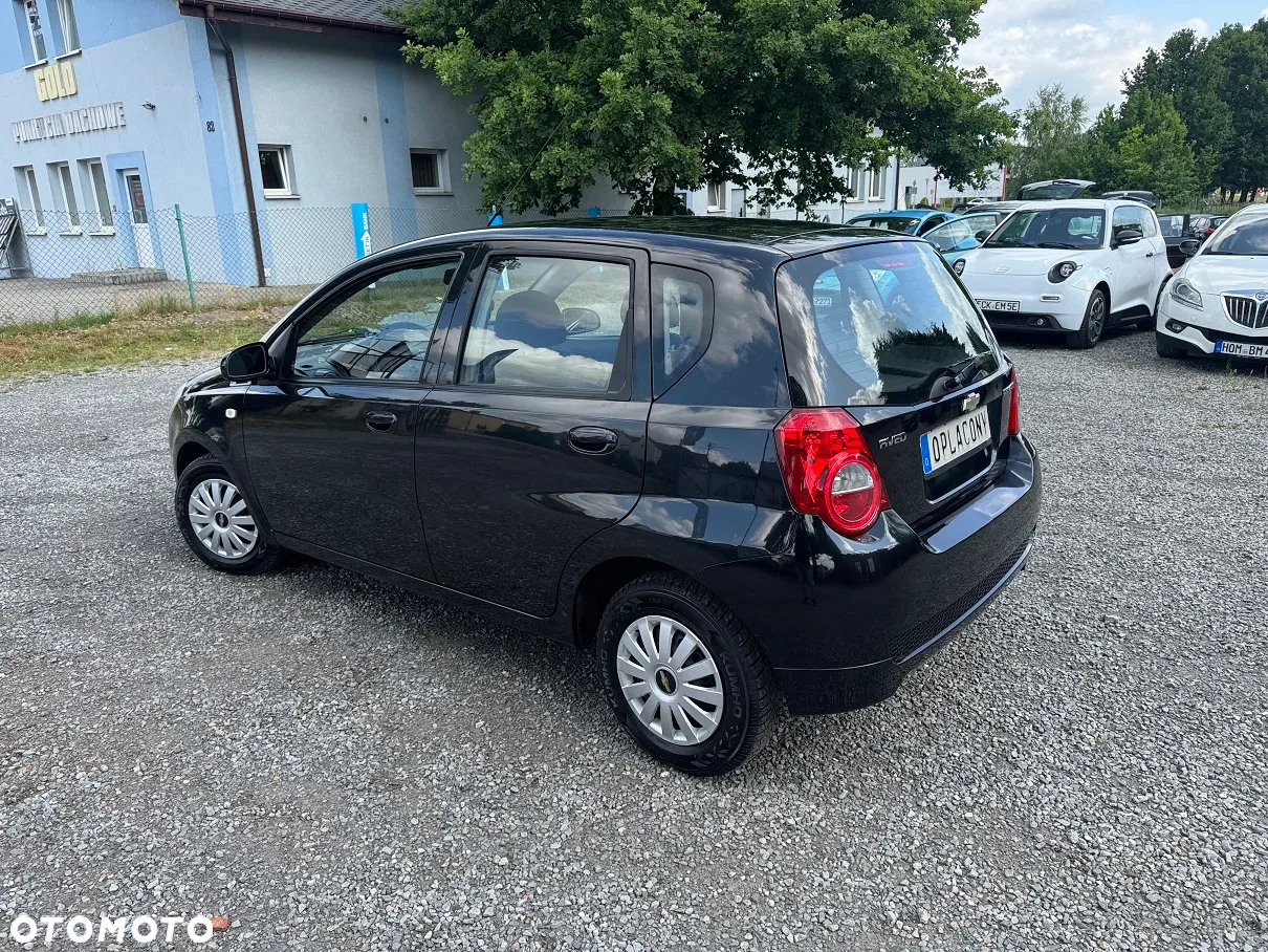 Chevrolet Aveo - 5