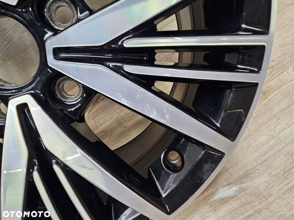 Felga VW Golf VII 5G0 6.5Jx16H2 Et46 5x112 - 5
