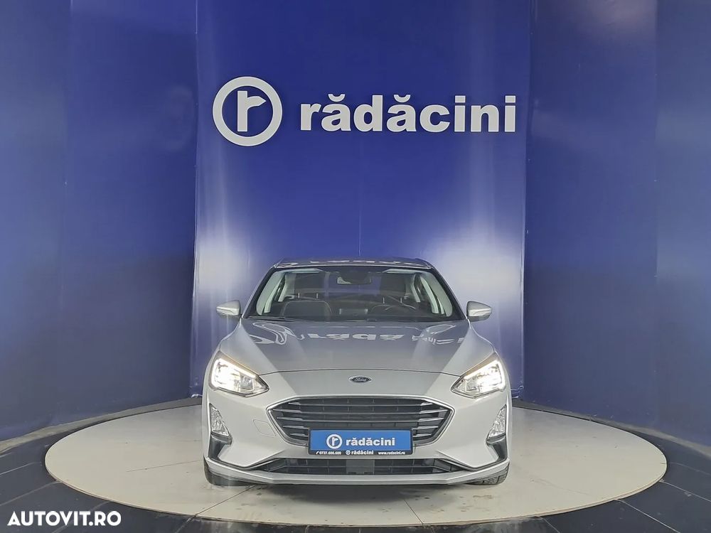 Ford Focus - 8