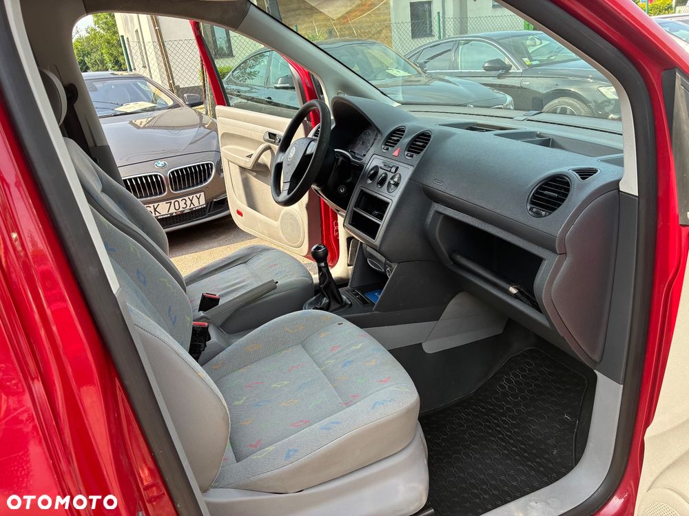 Volkswagen Caddy MAXI - 11