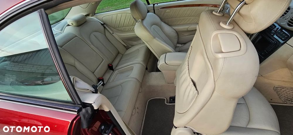 Mercedes-Benz CLK 2004