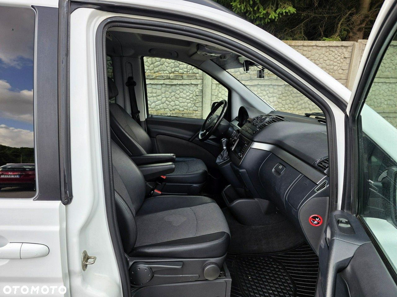Mercedes-Benz Viano - 21