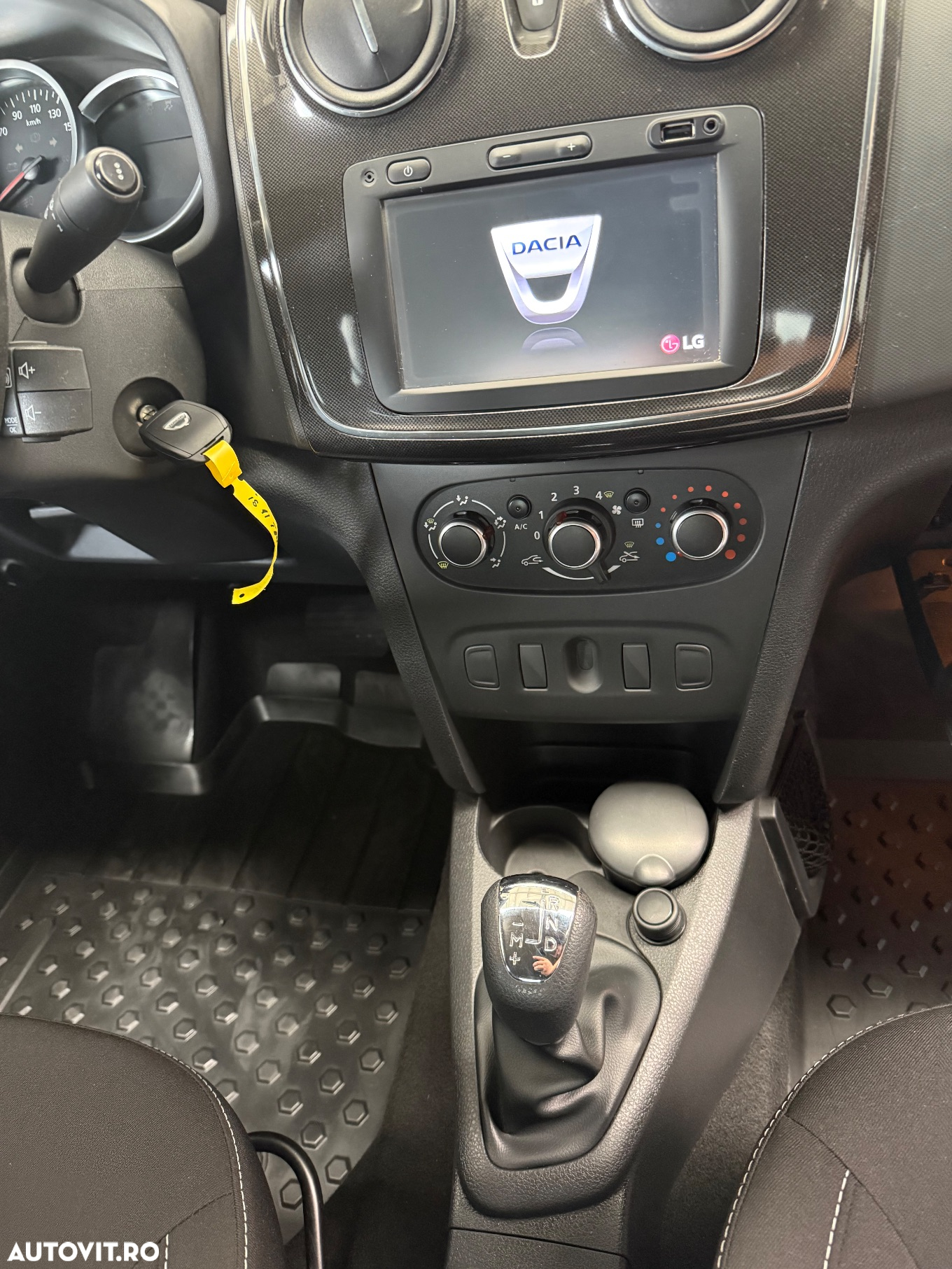 Dacia Logan - 10